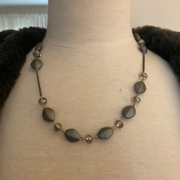 Grey cristal necklace - Picture 1 of 3